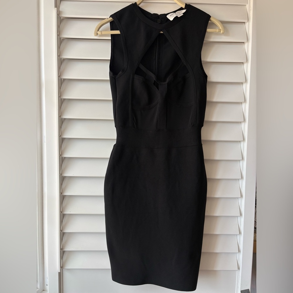 Backless Black Bodycon Dress with Sculpted Bust